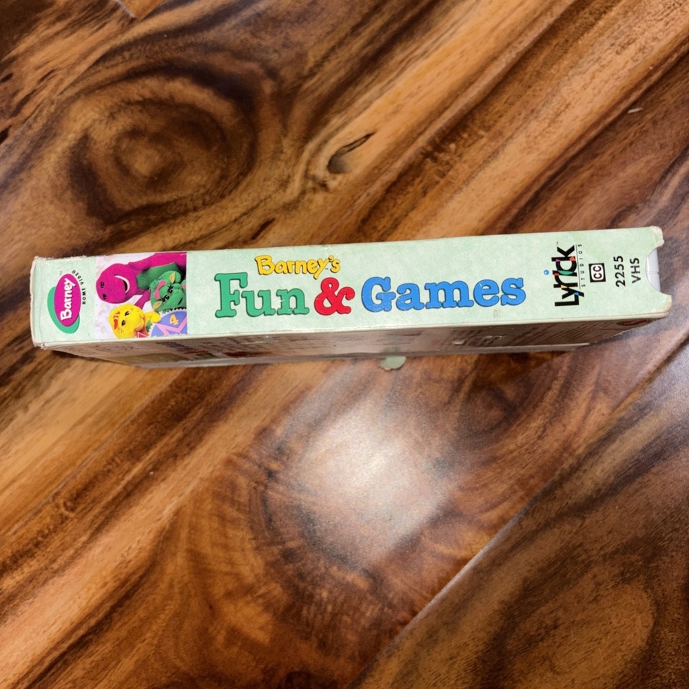 Barney Classic Collection VHS Lot of 4 White Tapes Tested and Works - Picture 11 of 13